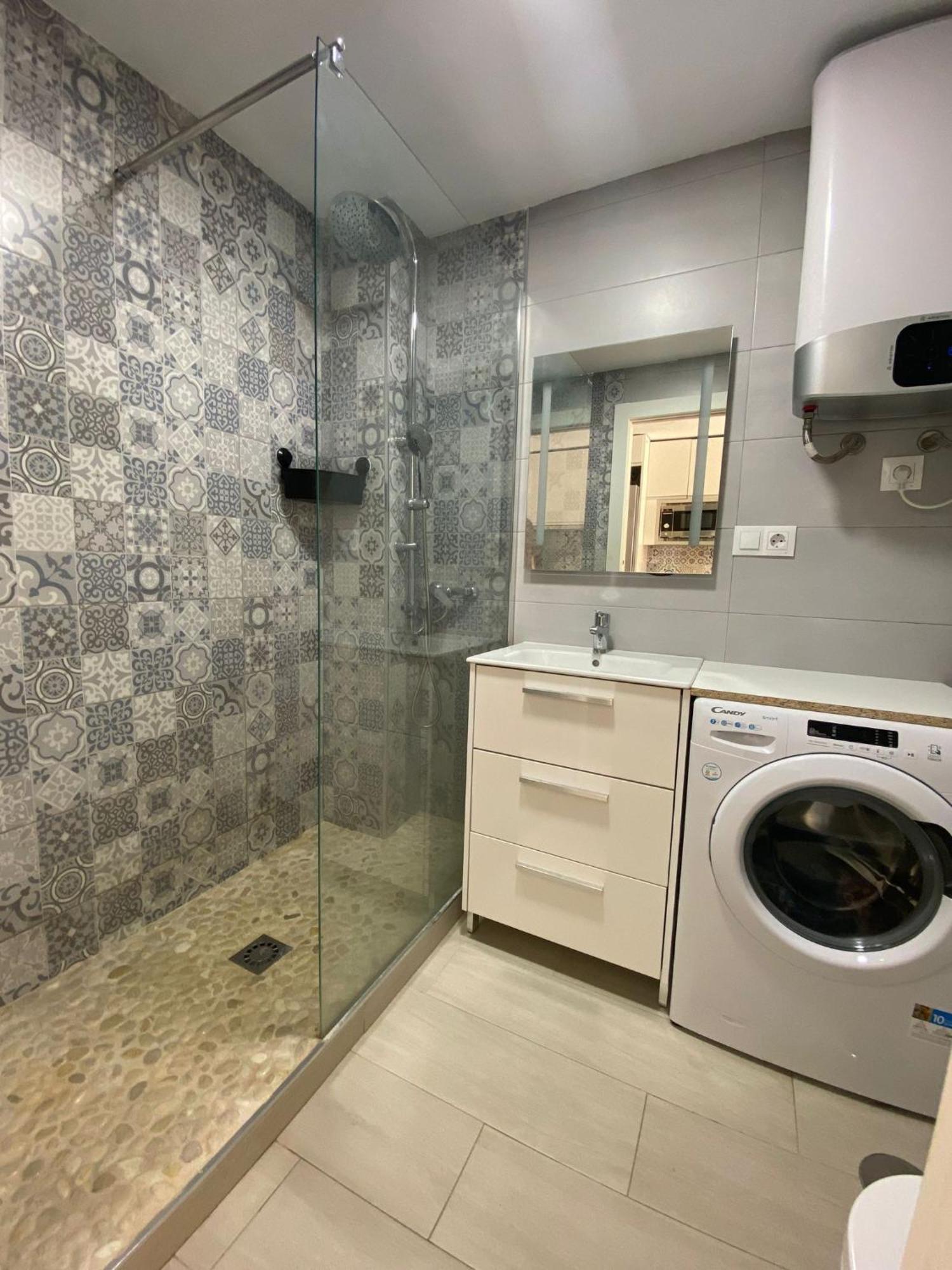 Loft Moderno - Vistas Mar Y Montana - Piscinas Lejlighed Benalmádena Eksteriør billede
