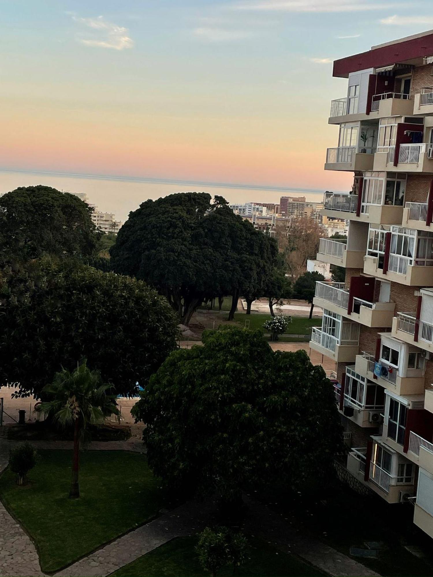 Loft Moderno - Vistas Mar Y Montana - Piscinas Lejlighed Benalmádena Eksteriør billede